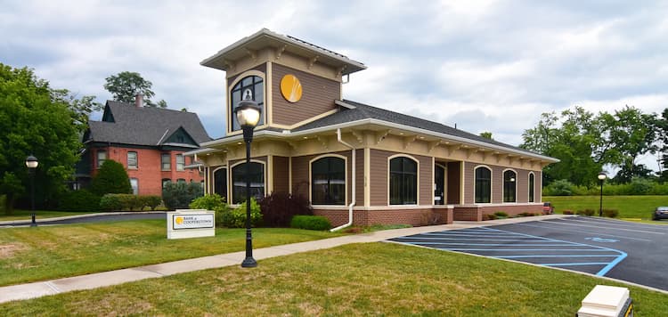 Oneonta exterior