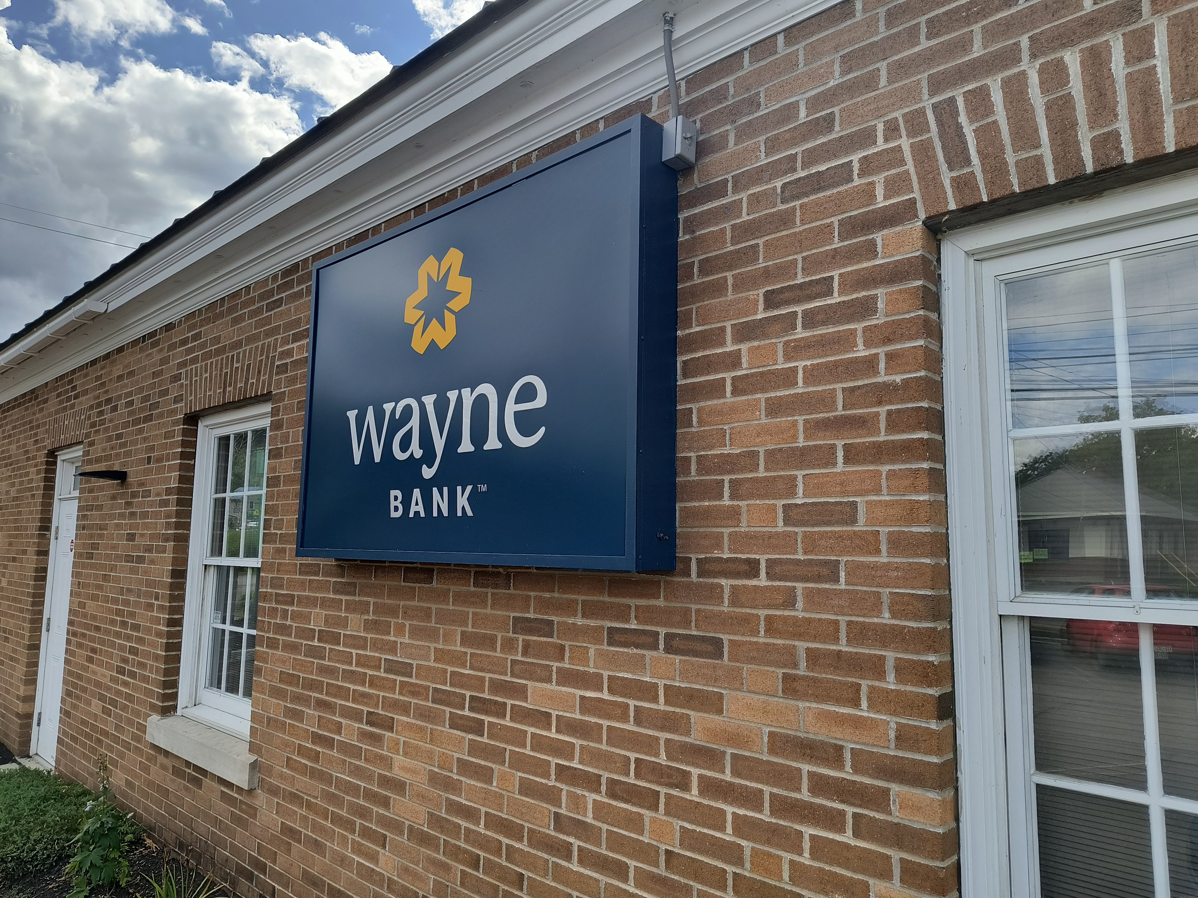 Walton exterior